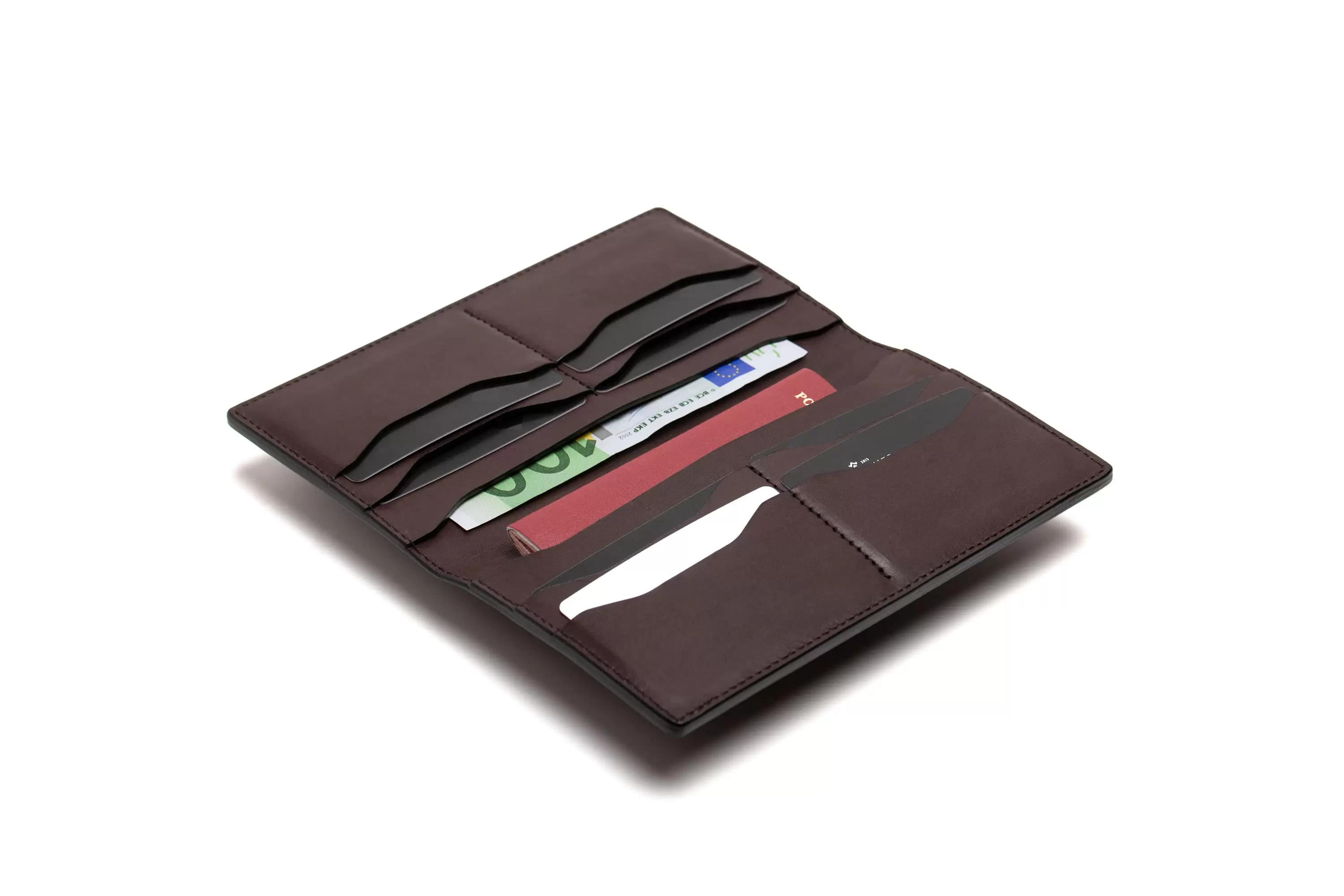 коричневы бумажник с паспортом картами и деньгами